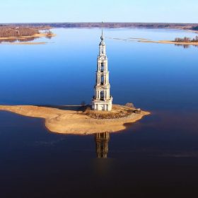 «ВЫПУСКНОЙ-ДРАЙВ НА ОСТРОВЕ» в Калязине