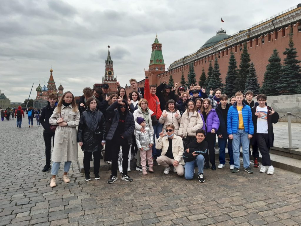 Автобусные школьные экскурсии туры Москва