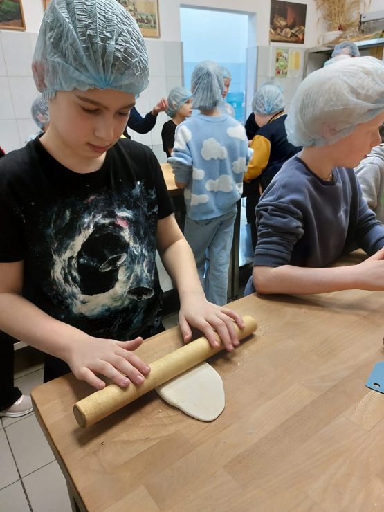 Туры и экскурсии в пекарню для школьников от "Рось-Тур"